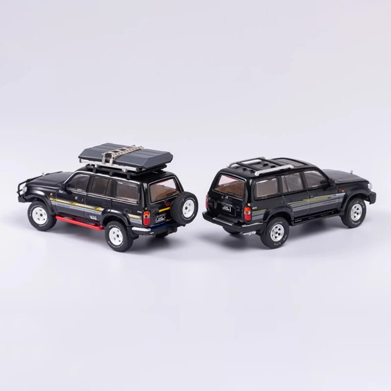 KengFai 1:64 Scale TYT LC80 SUV จําลองรถโลหะรุ่น STATIC คอลเลกชันตกแต่งวันหยุดของขวัญของเล่นของขวัญของที่ระลึก