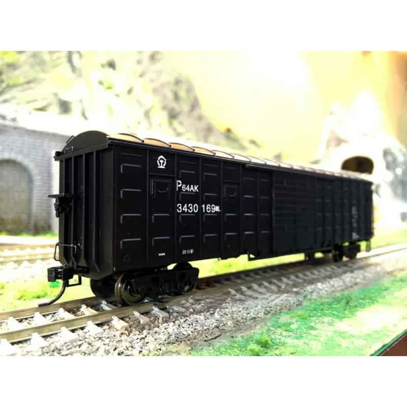 Diecast HO Scale 1/87 China P64/P65 Train Transporter Carriage Model Red Green Black Adult Collection Static Display