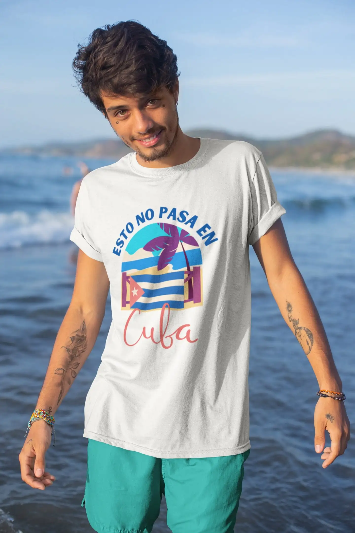 Esto No Pasa en Cuba tee Cuban shirt Miami saying American