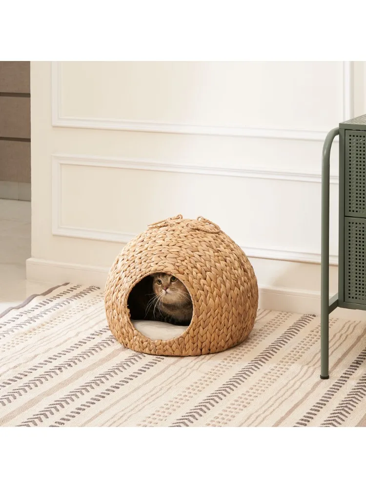 

Water Hyacinth Woven Wicker Round Cat Bed Cave with Handles - 18" x 18" x 18"