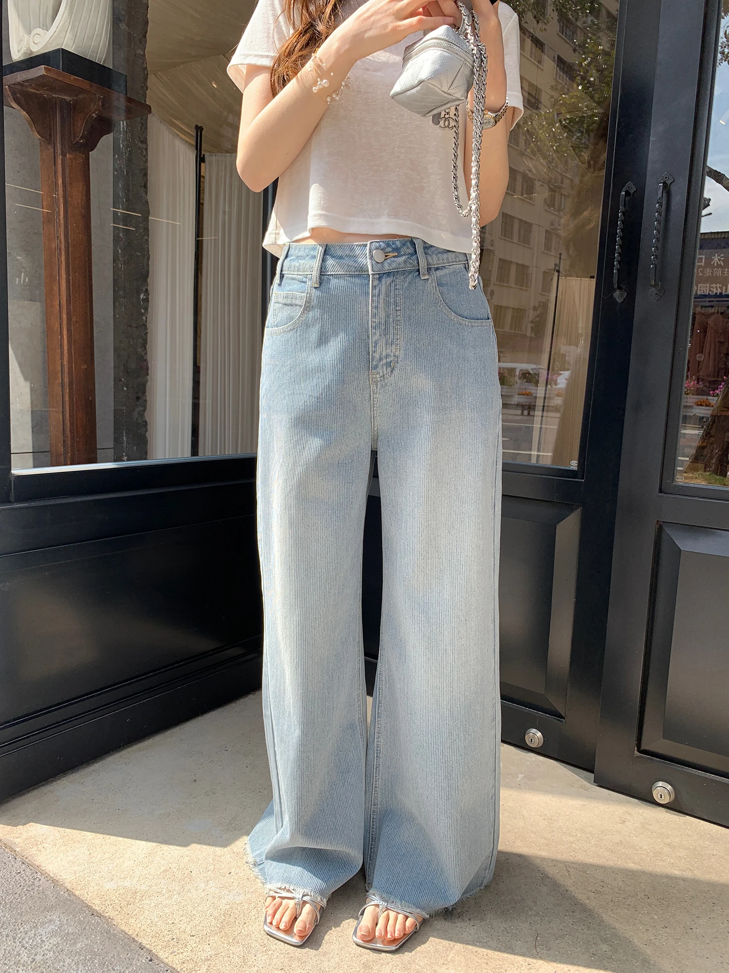 

Le Lalin High Waist Straight Leg Jeans Women's Skinny Washed Blue Faded Cotton Denim Pants Fashionable Striped Texture