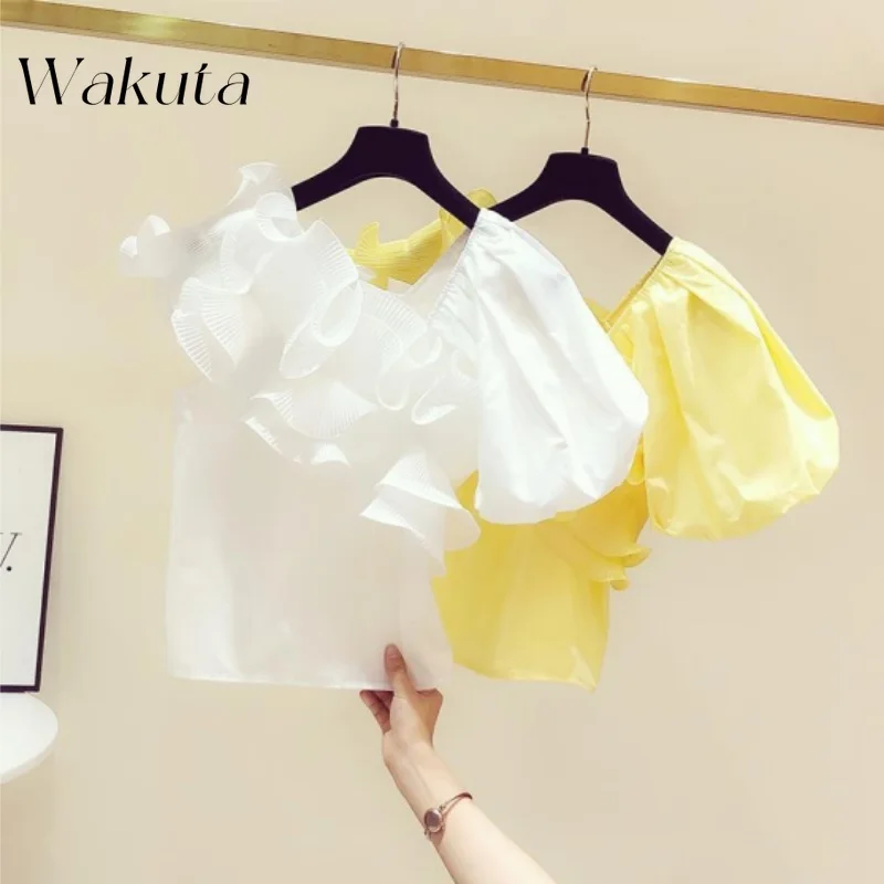 

WAKUTA French Minimalist V-neck Flying Sleeve Pleated Tops Chic with Double-layer Ruffle Single Shoulder Patchwork Short Sleeves