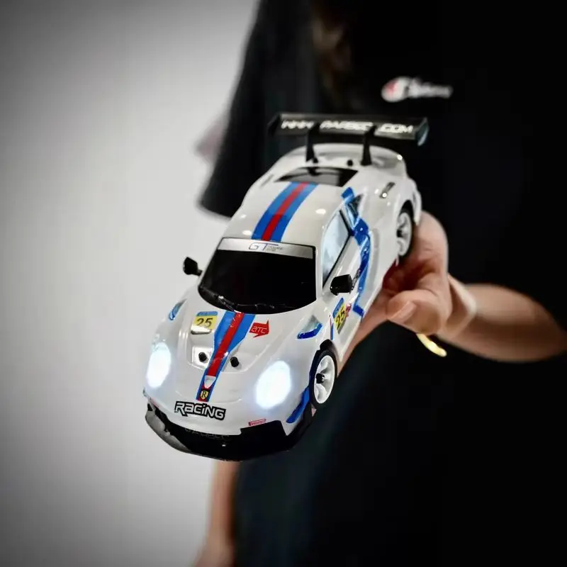 新しい 1:28 WL Toys 284191 シミュレーション衝撃吸収 RCカー 電動四輪駆動ドリフトカー 30km/H おもちゃモデル 男の子向けギフト