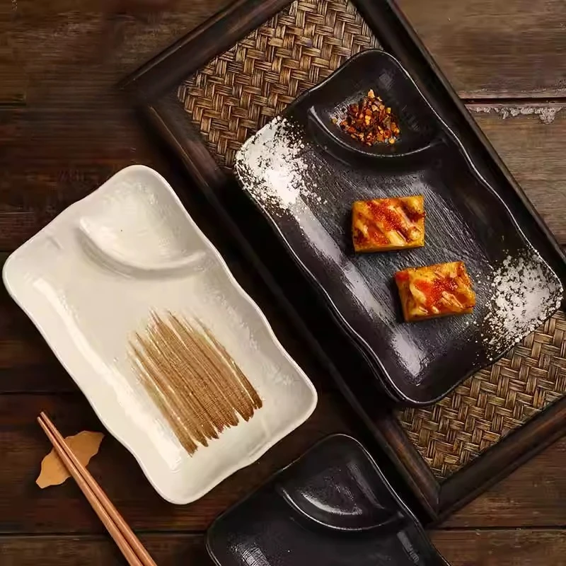 Japanese style ceramic dumpling plate, rectangular with vinegar dish, divided ceramic plate, grilled meat flat plate