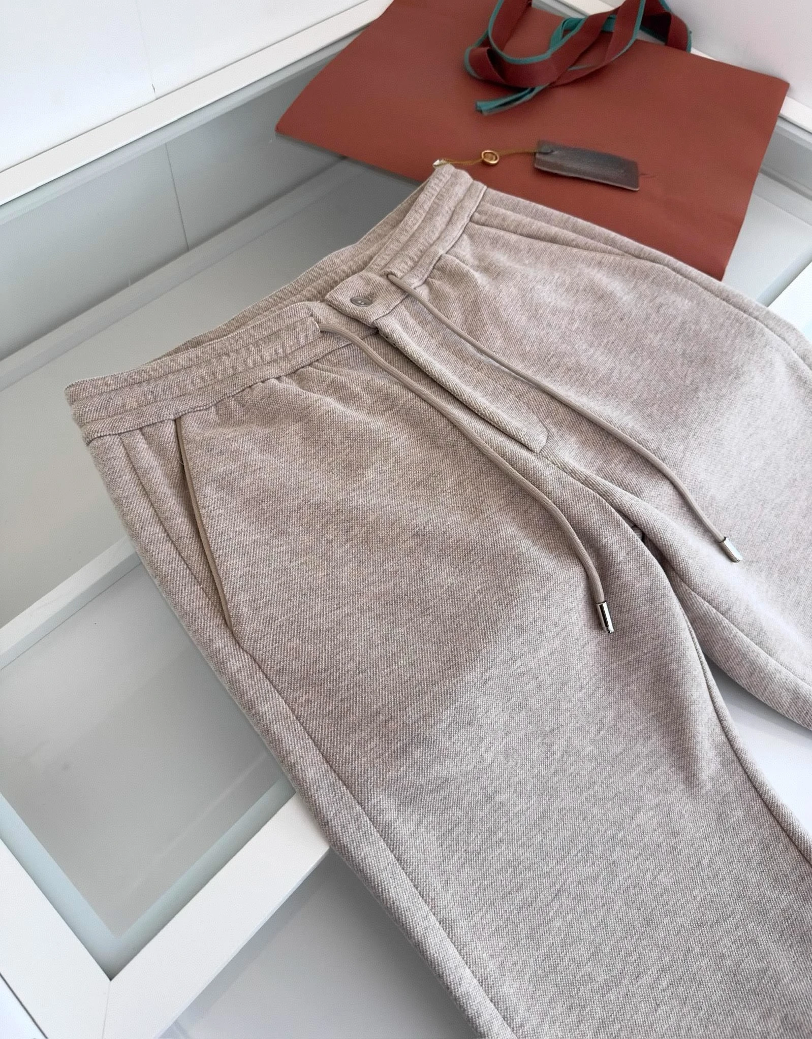 

Итальянские прямые брюки LP 25aw с эластичной резинкой на талии