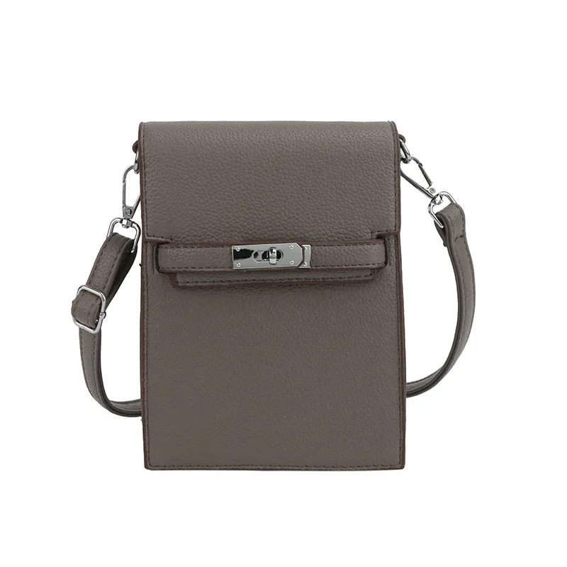 حقيبة كلاتش كروس أنيقة للسيدات لعام 2025 مستوحاة من أسبوع الموضة في باريس مصنوعة من النايلون المعاد تدويره وقابلة للفصل ومتينة