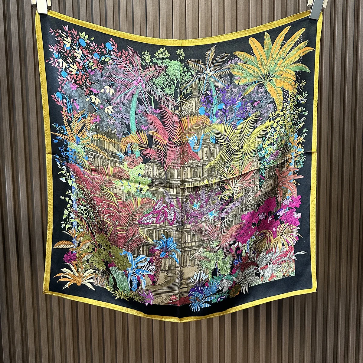 

Luxury Brand Silk Scarf 100% Mulberry Bandanas Soft Scarves Head Bag Accessories Valentine's Day Christmas Gift