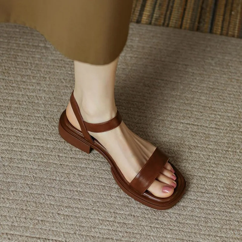 

2026 Summer Women Sandals Low Heels Basic Genuine Leather Concise Office Plus Size 35-42 Ladies Casual Outdoor Shoes