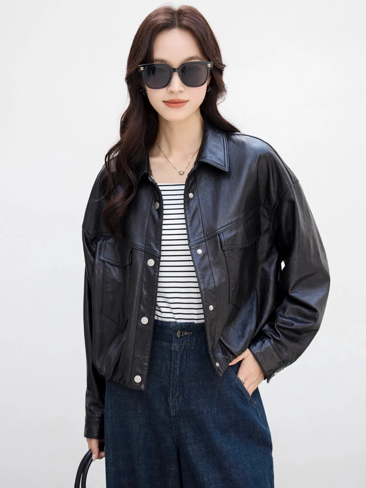 Giacche corte casual in vera pelle per donna Primavera Autunno 2025 Nuovo cappotto in vera pelle di pecora nera semplice di fascia alta con cera d'olio morbida