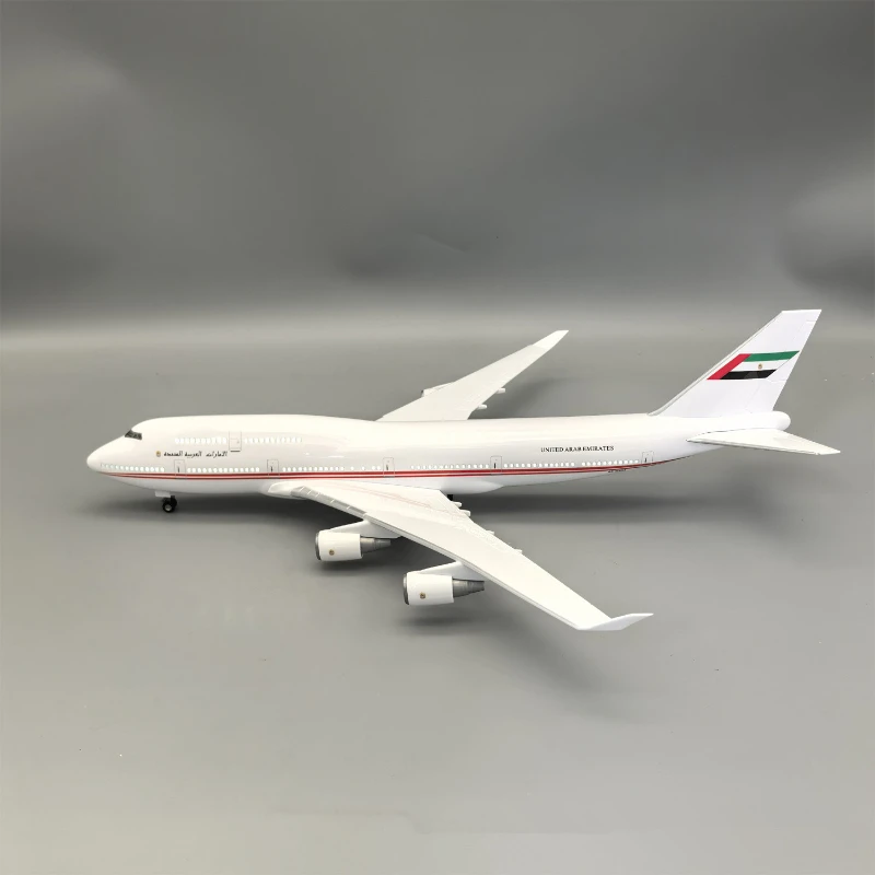 

Литая под давлением модель самолета Emirates в масштабе 1/160, президентский самолет B747 Airways, смоляный самолет с легкой коллекцией авиакомпаний, подарки