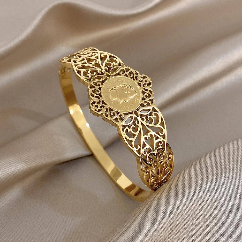 AENSOA Modisches Hohlgeschnitztes Armband mit Menschlichem Kopf, Dreischichtiges Diamantbesetztes Feinstes Streifenarmband, 2-teiliges Schmuckset – Detail 6