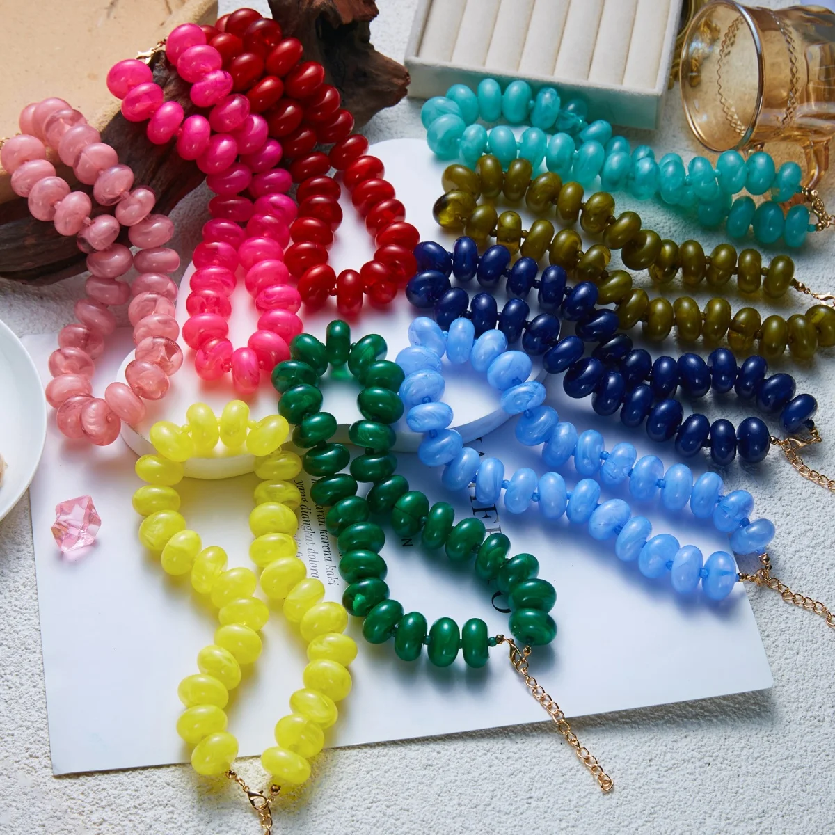 Dopamine Bunte flache, runde Acryl-Perlenkette für Damen und Herren, trendige, einfache geometrische Harzperlen, stapelbarer Choker-Schmuck – Detail 15