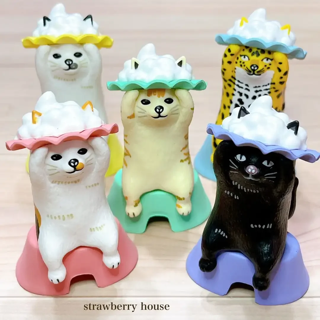 TakaraTomyArts capsule toys kawaii pokefasu shampoo hat cat Calico tabby Neko sitting on stool washing hair figures ornaments