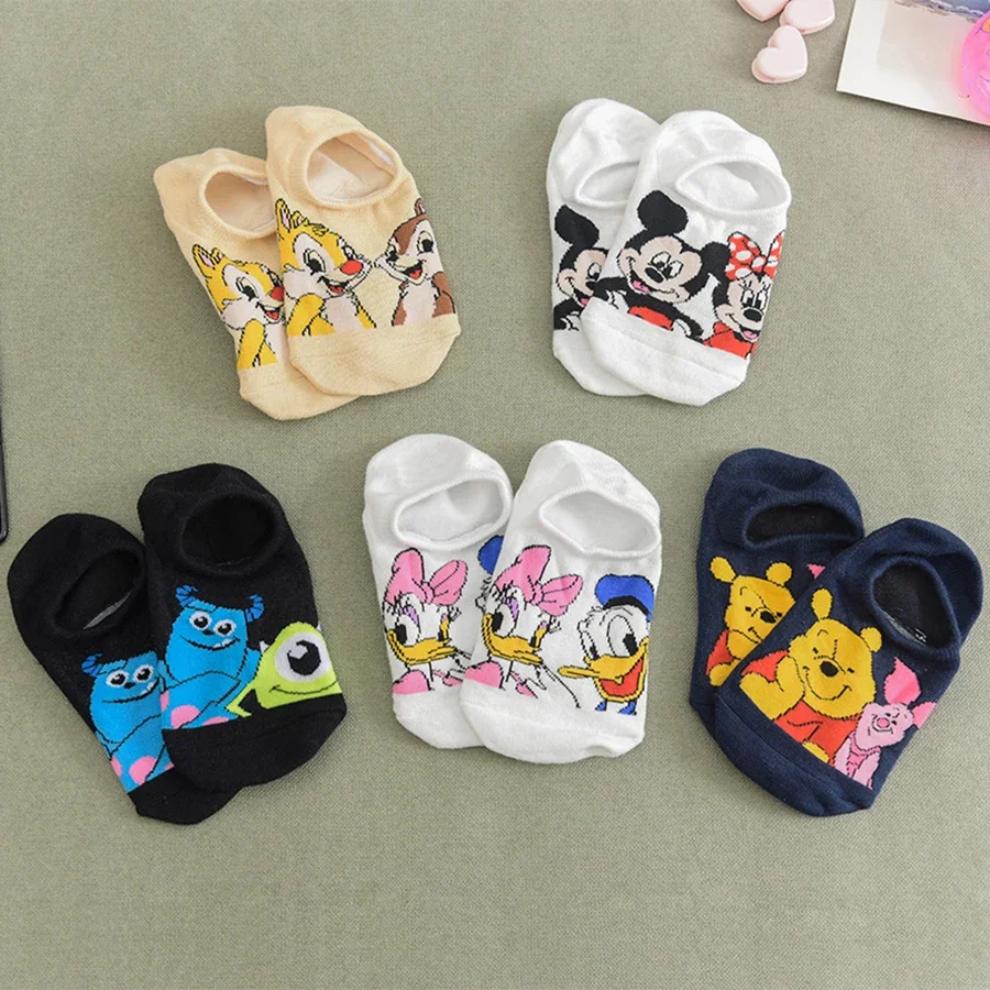 MINISO Disney-Calcetines cortos invisibles para hombre y mujer, medias divertidas de dibujos animados, estilo Hip Hop, 10 pares