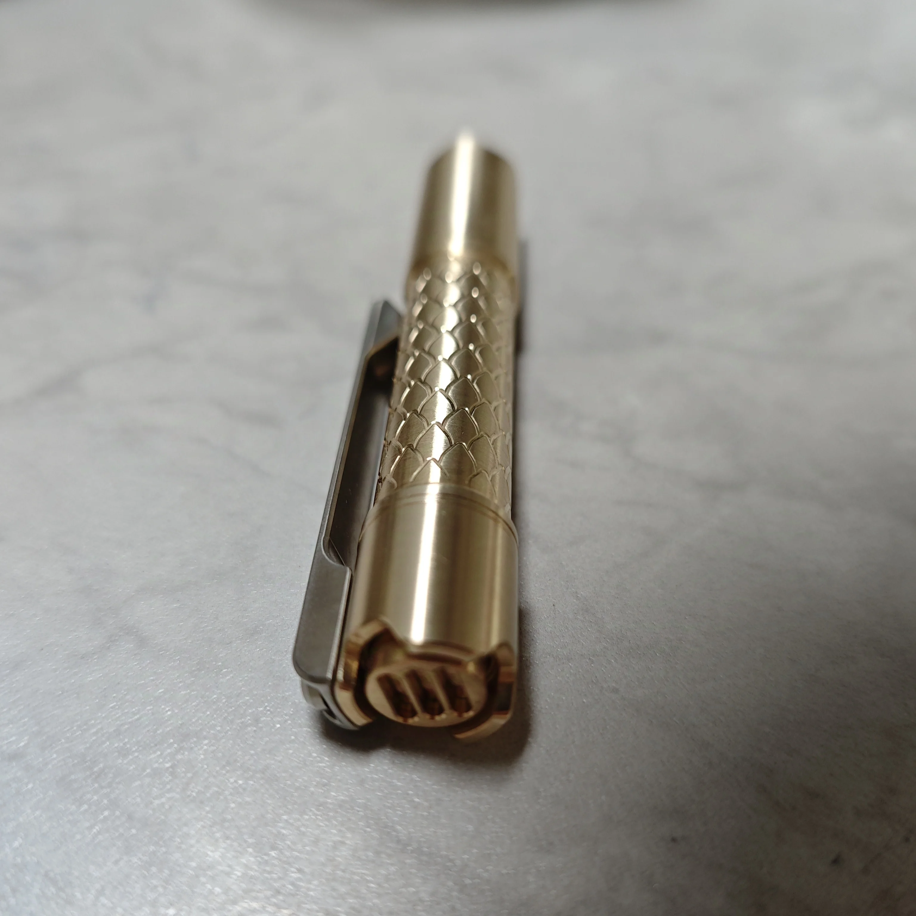 Small Potable  Brass EDC Flashlight  (Send Out No Battery)