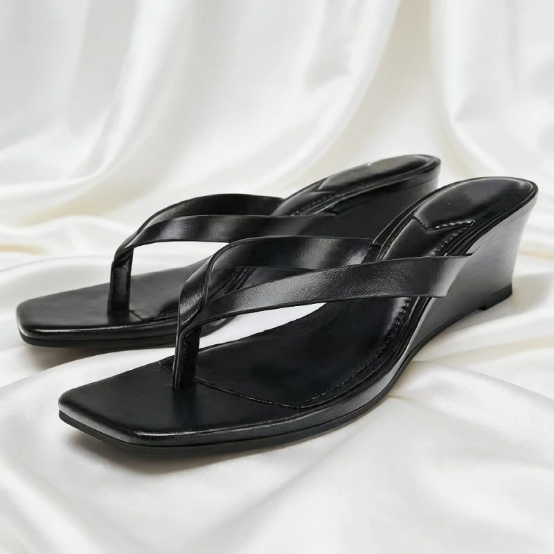 

Summer Split Toe Wedge Slippers Flip-flops for Women Square-Toe Platforms Slide Sandals Luxury Designer Comfortable Casual Shoes
