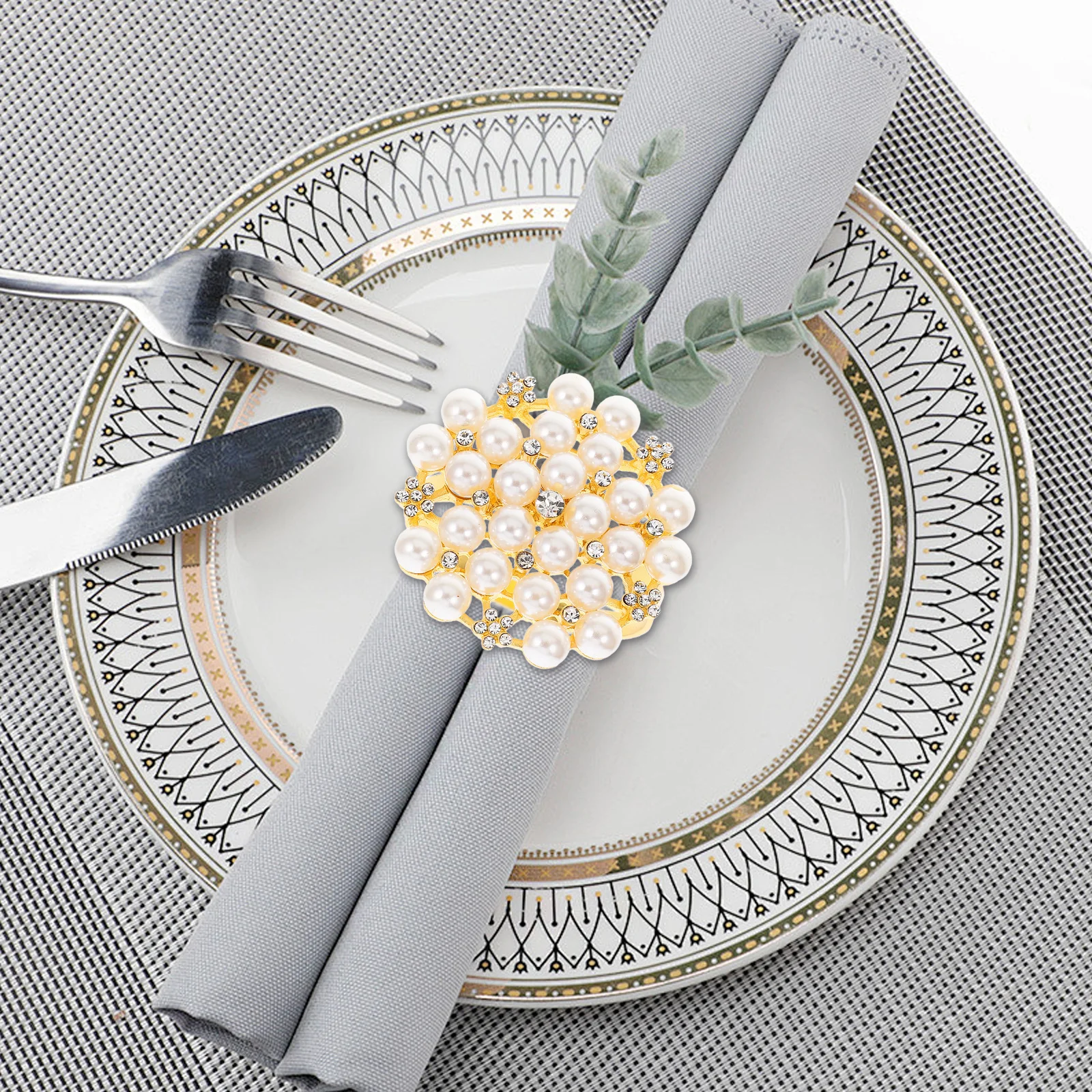 

6Pcs Gold Napkin Rings Rhinestone Shiny Wedding Table Towel Rings Decorative Napkin Holders for Special Occasions