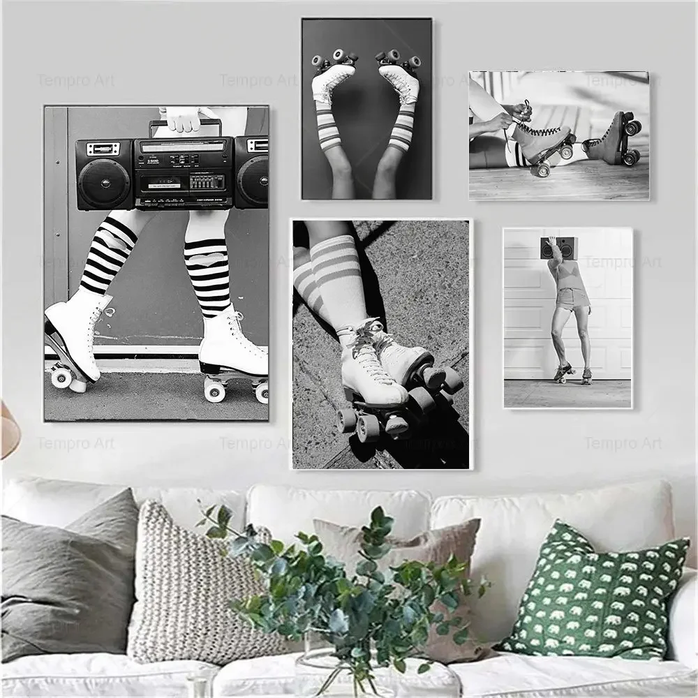 Vintage Roller Skates Poster Fashion Girl Skating With Music Wall Art Canvas Painting Print Picture Home Room Decor Skating Gift