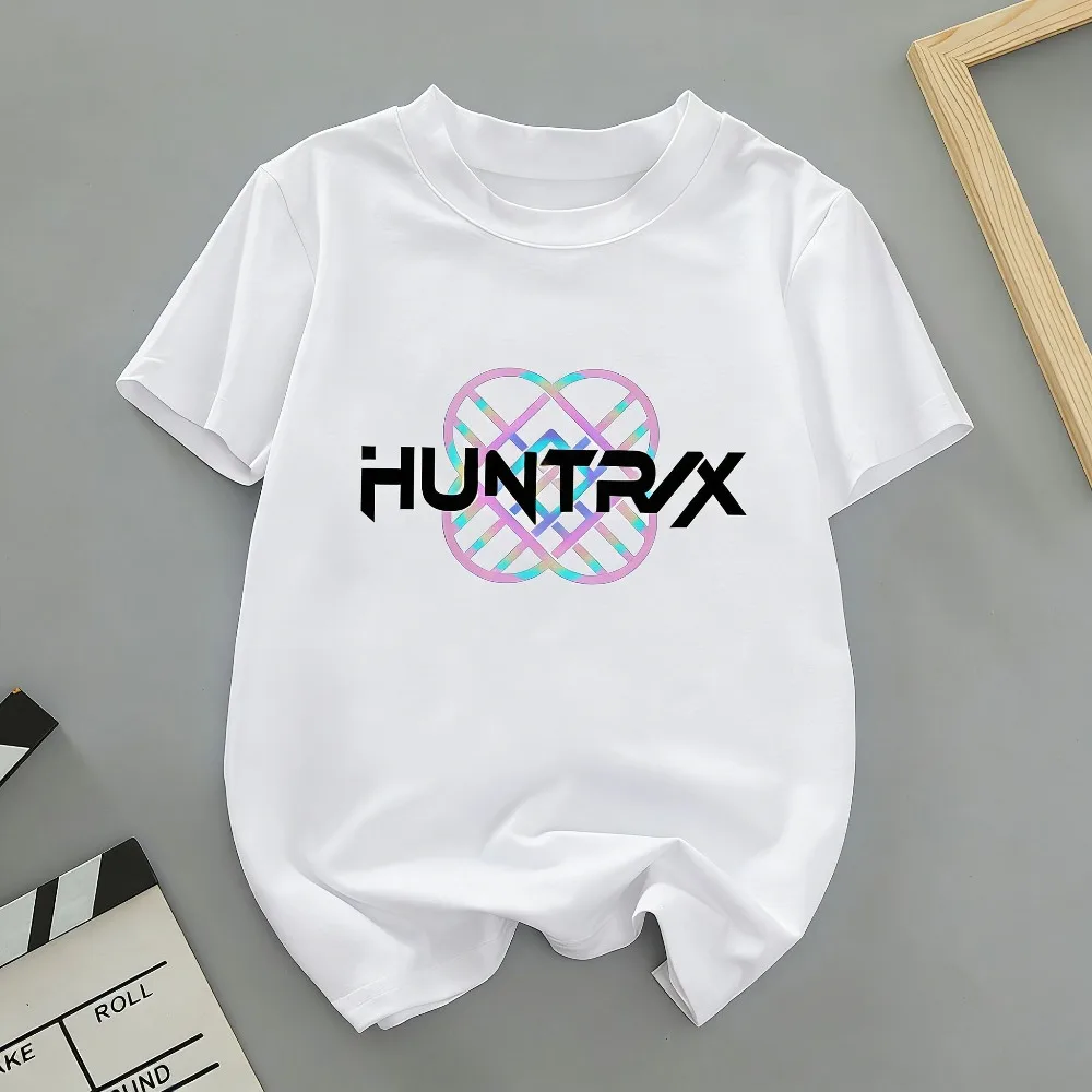 

KPop Demon Hunters Women's and Girl's T-Shirt HUNTR/X Summer Men's and Boy's Short-sleeved Shirt Anime Tee Parent-child Outfit