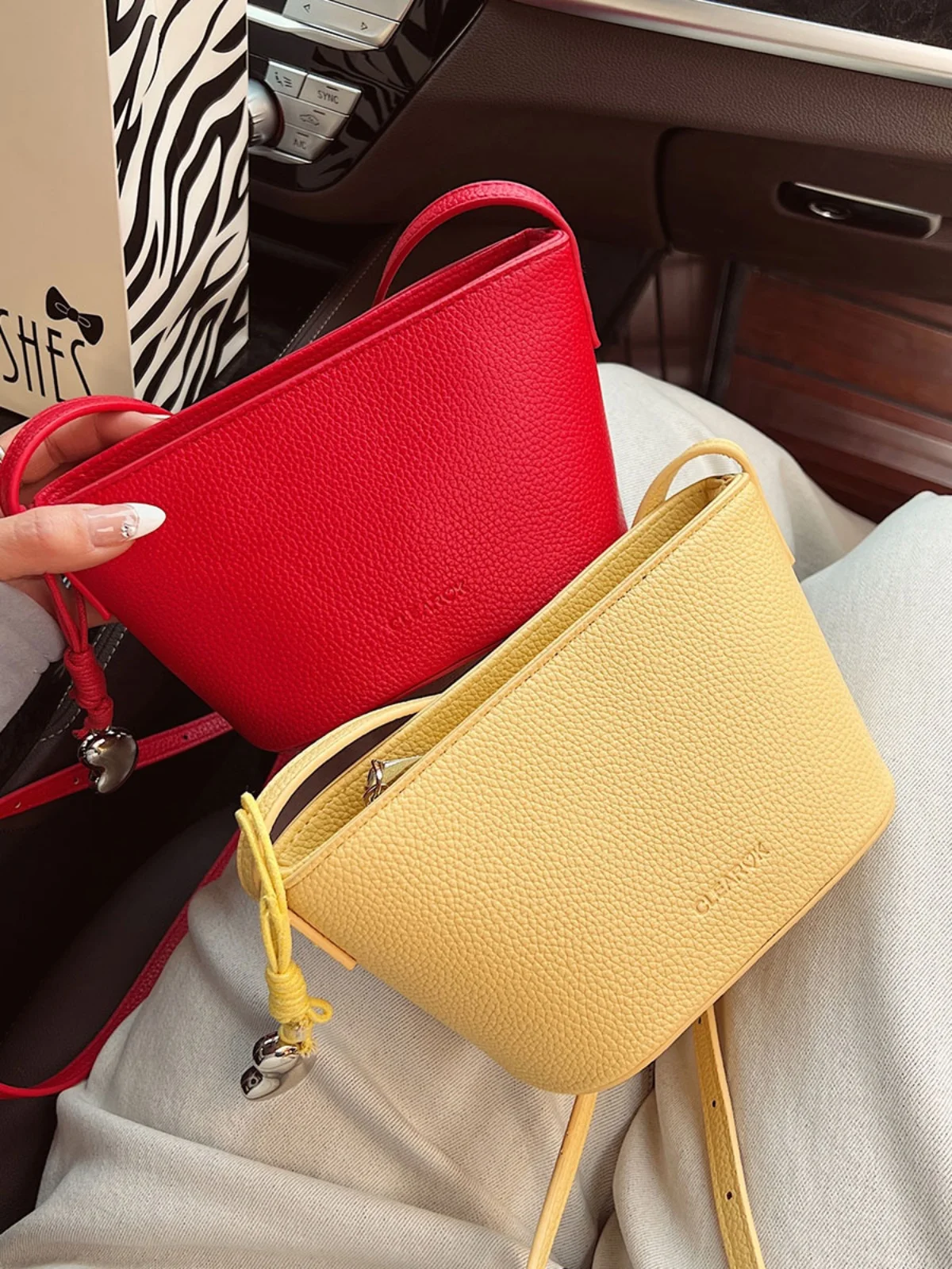 

Faionable oulder Crossbody Bag for Women Ele Small Buet Bag Mobile Phone Bag Single Strap Zipper Closure Casual