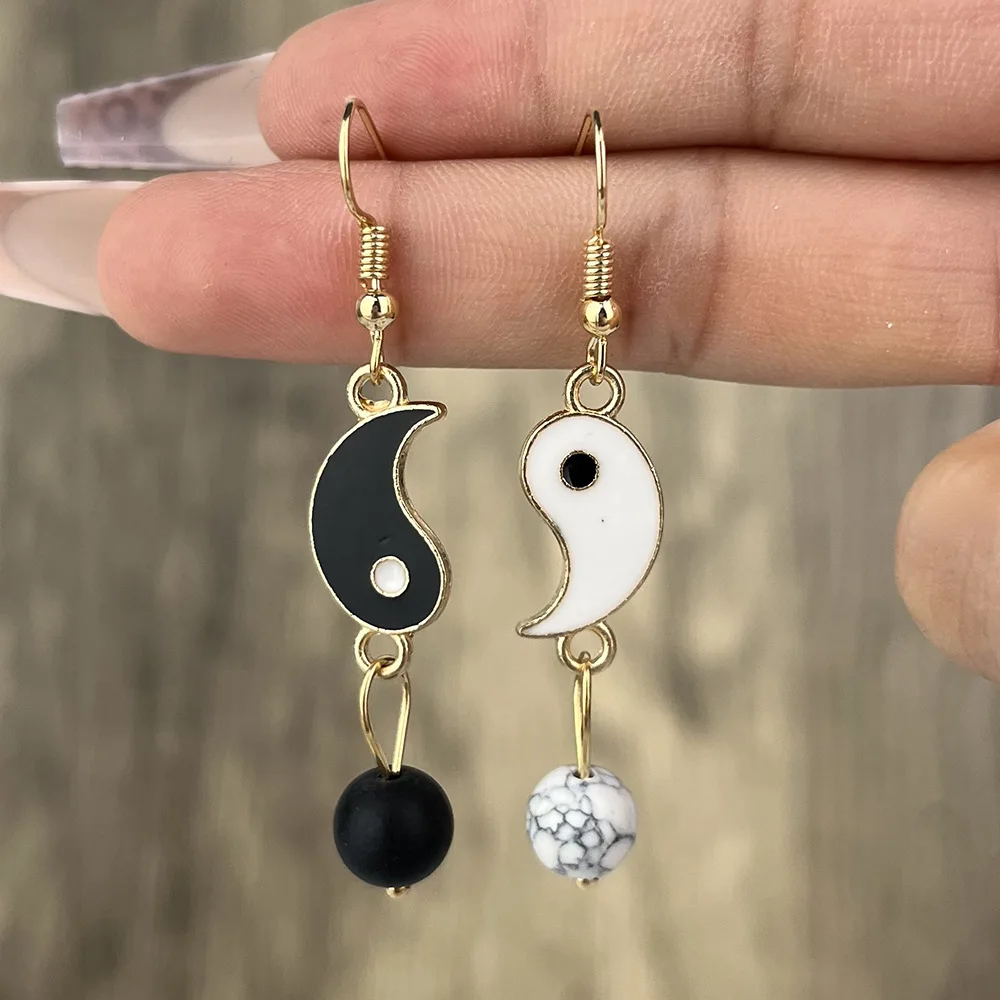 Enamel Tai Chi Gossip Drop Earrings For Women Black and White Color Round Ball Pendant Earring Friendship Dangle Couple Earring