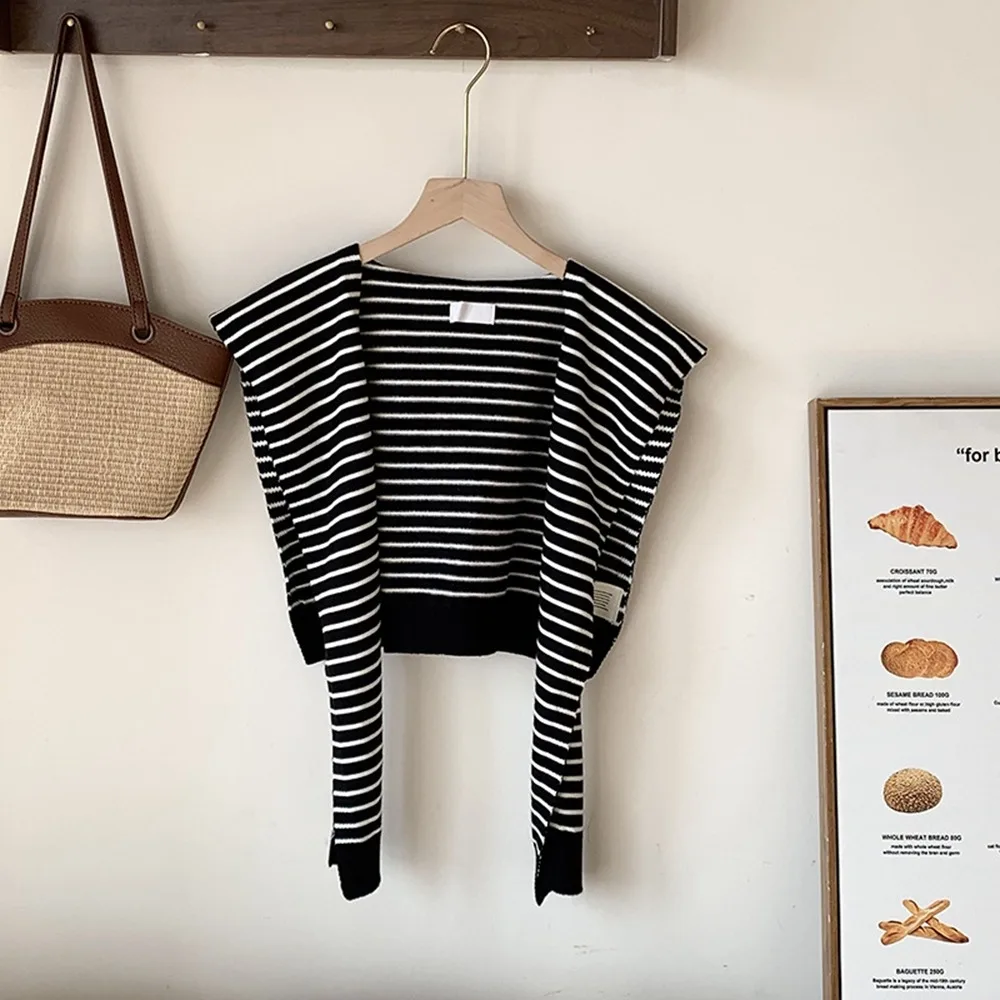 

Elegant Blouse Shoulders Fake Collar Stripe Knitted Shawl Cape Cloak Knit Scarf Wraps Scarf Accessories Wool Scarves Women