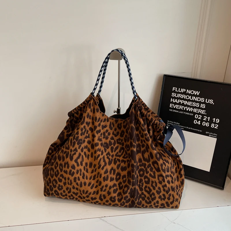 Übergroße Umhängetaschen mit Leopardenmuster für Damen, verformbar, VELOUR, große Kapazität, Einkaufstaschen, 2025, Winter, neue Luxus-Handtaschen – Detail 13