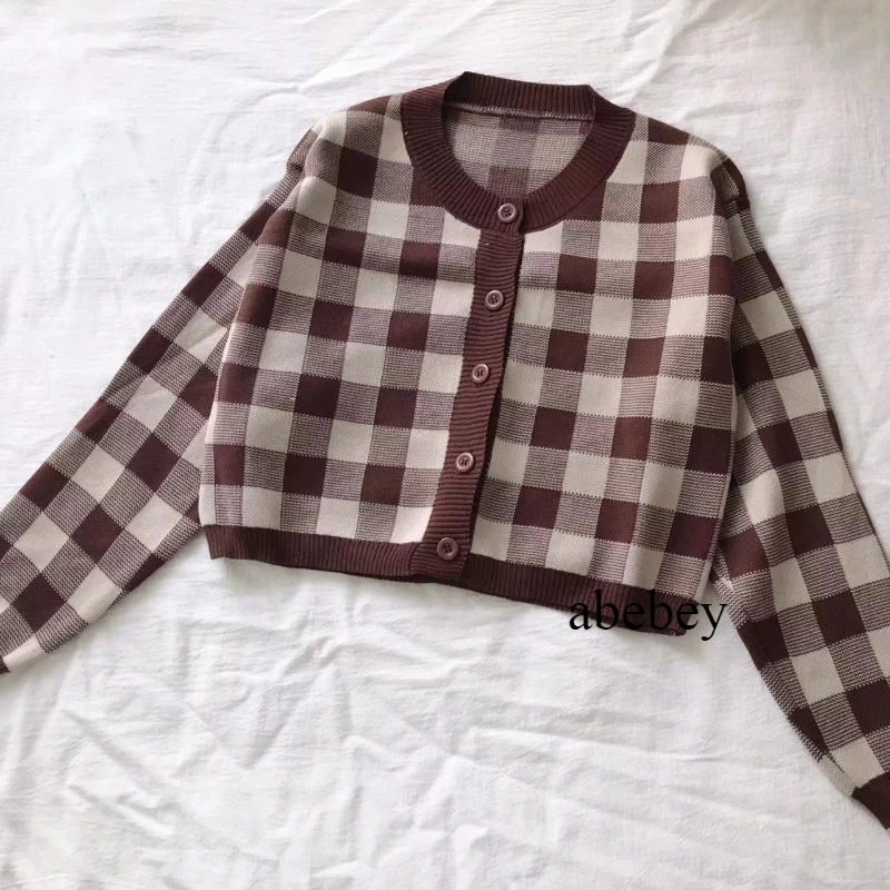 2026 New Autumn Winter Womer Knitwears O-neck Long Sleeve Knitted Sweaters Single Breasted Hit Color Plaid Short Cardigans Tops