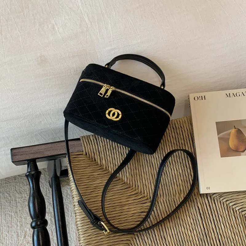 

2025 Women's Handbag, Fashion Chain Strap Shoulder Bag, Genuine Leather Crossbody Purse, Casual Chic Handheld Tote for Daily Use