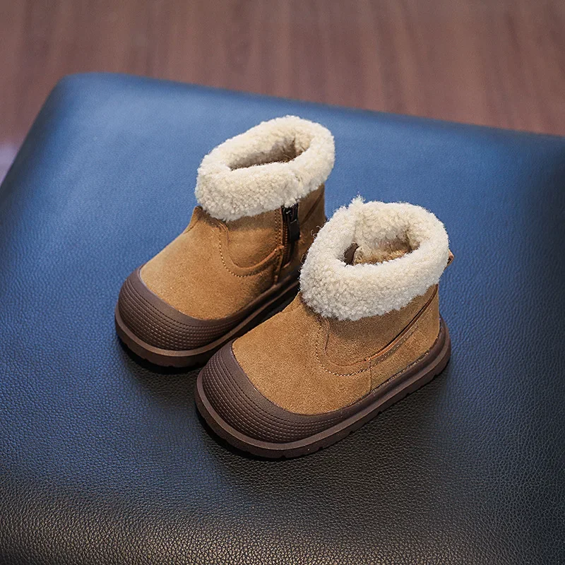 2024 Neue, heiße Verkäufe Kinder-Schneestiefel für Mädchen, warmer mittelhoher Stiefel mit Fleece-Winterstiefel, rutschfeste Baumwollschuhe