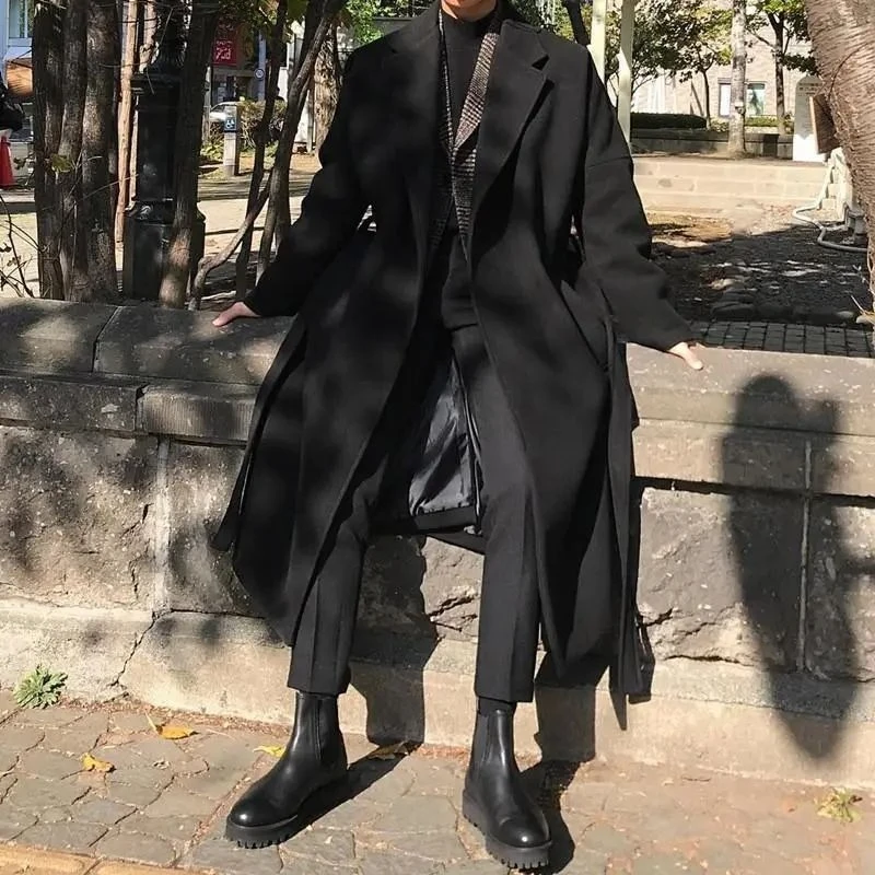 

Smart Men's Winter Overcoat Black Woolen Loose British Korean Style Thickened Winterwear​