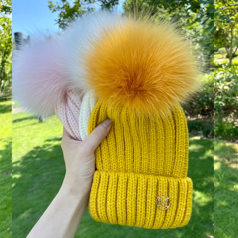 2022 New Winter Raccoon Fox Colourful Fur Silver Fox Hat Cap Kids Boy Girl Aldult Keep Warm Big Fur Pom Poms Ski Hat Fur Pompoms