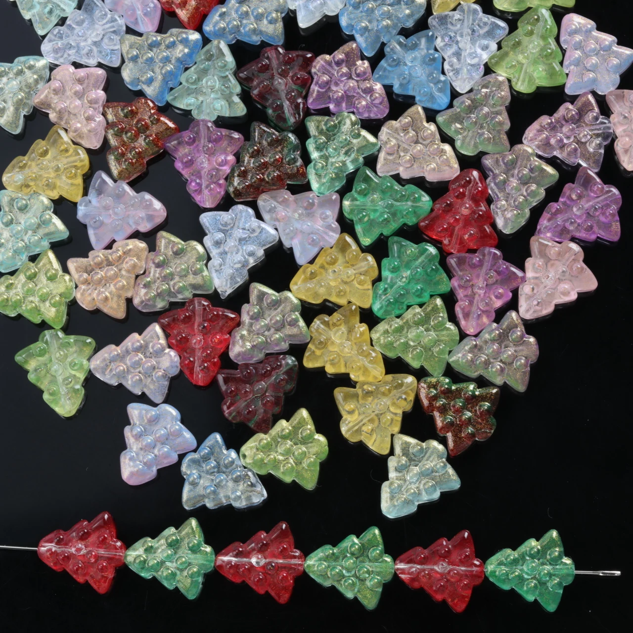 Translucent Glass Christmas Tree Beads Holiday Theme Loose Spacer Beads for DIY Christmas Style Bracelets Holiday Decorations