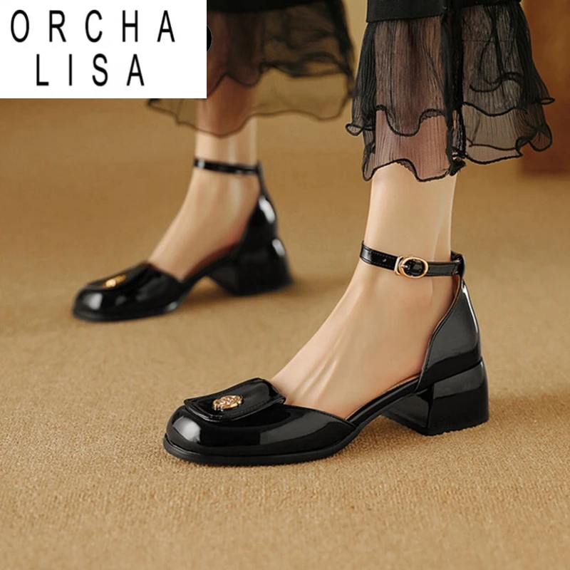 

ORCHA LISA 2025 Новое платье с закрытым носком и круглым носком Черно-белые женские сандалии с цветком 5 см Толстый низкий каблук с ремешком на щиколотке Большой размер Черный