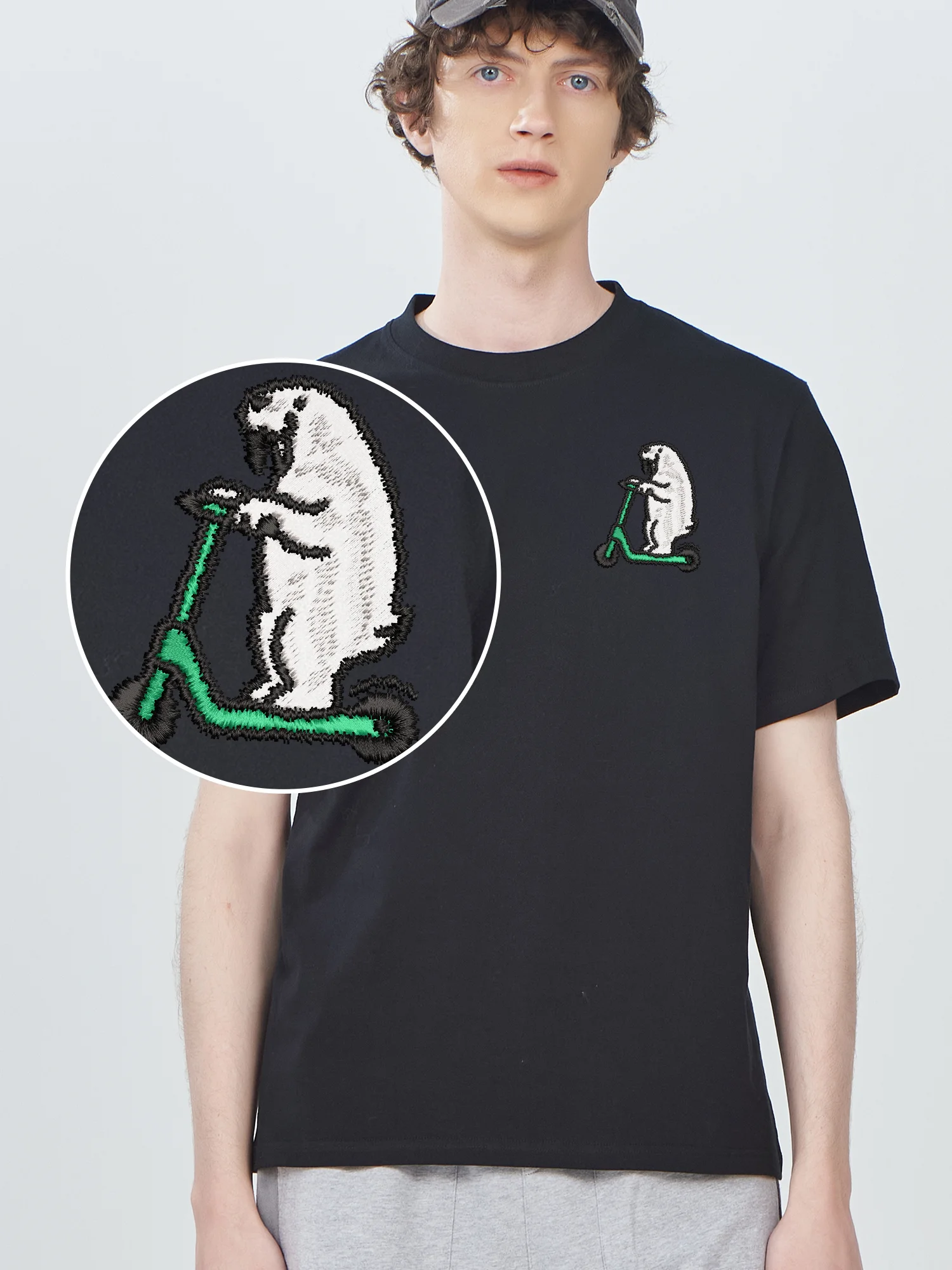

Riding Scooter Sea Lion Embroidered T Shirts Luxury Designer Breathable Cotton Comfort Classic Embroidery Camiseta Unisex Tops