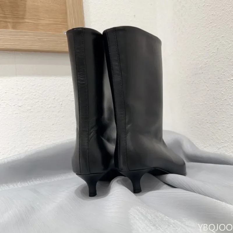 2026 Neue Mode Spitze Katzenabsatz-Kurzstiefel für Damen Niedriger Absatz Schmaler Absatz Retro Weitgeschnittene Damenstiefel – Detail 8