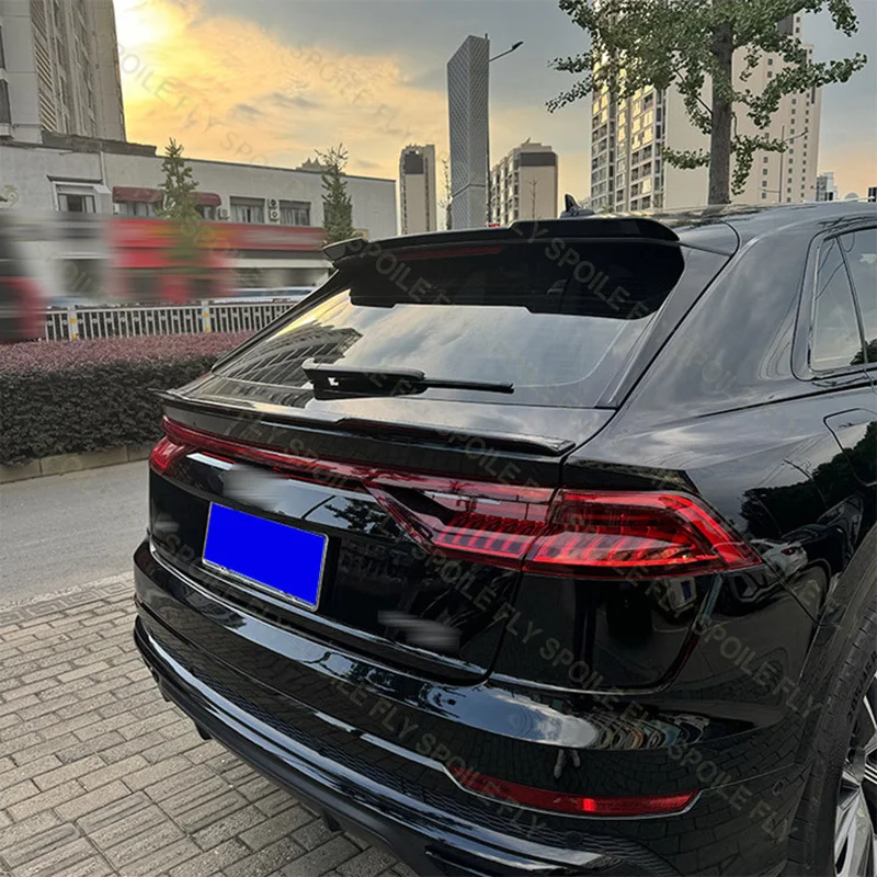 High Quality ABS Car Rear Wing Spoiler Glossy Black Or Carbon Fiber Look Body Kit For Audi Q8 2018 2019 2020 2021 2022 2023