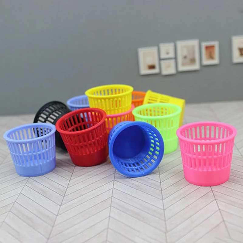 1PC DIY Accessories 1/12 Dollhouse Miniature Trash Can Mini Furniture Model Dolls House Garbage Bin Life Scene Decoration