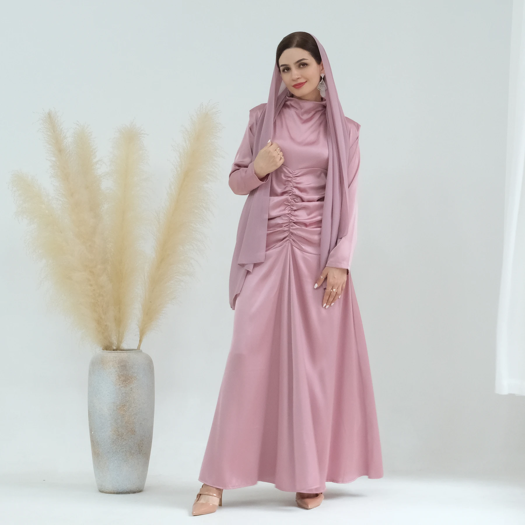 

Satin Dubai Luxury Dress for Women Evening Party Stand Collar Ruched Waist Turkish Modest Abaya Muslim Islamic Clothing Ramadan