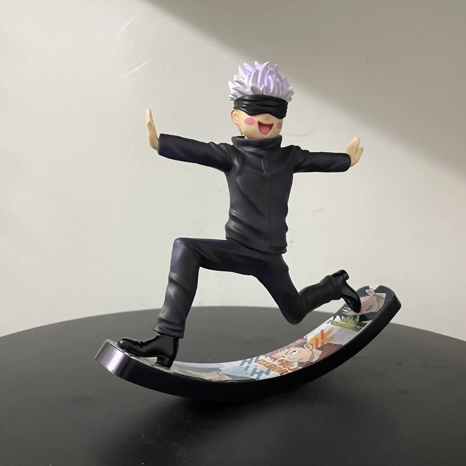 17Cm 6.6 Inch Anime Swing Gojo Satoru Actiefiguren Pvc Standbeeld Desktop Ornamen Collectie Standbeeld Model Decoratie Kamer Bureau speelgoed