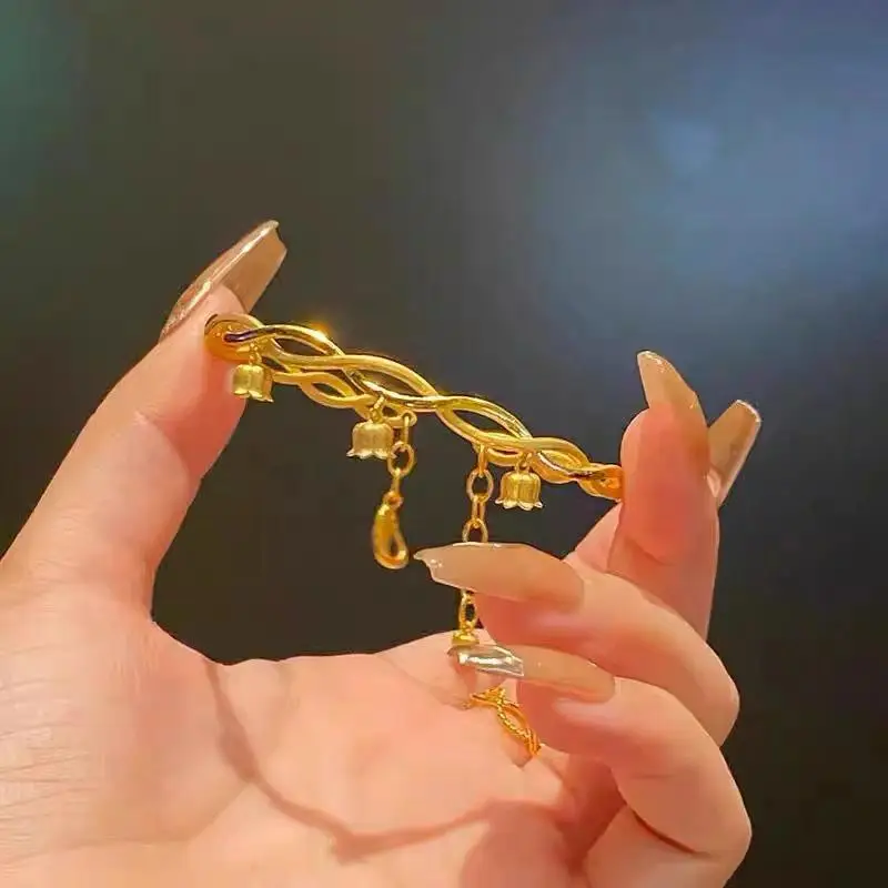 New in high-end design light luxury fashion trend bangles glossy lily of the valley bracelet for women wedding jewelry gift
