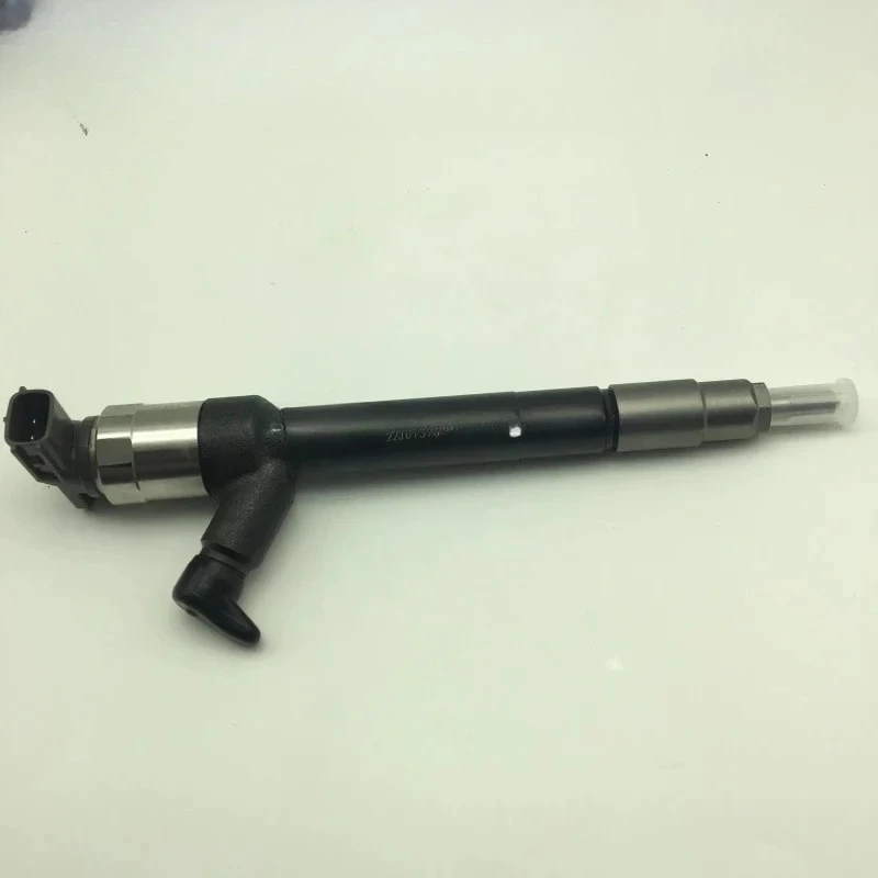 

8-98247354-0 8982473540 295050-1950 Remanufactured Fuel Nozzle Assembly Automotive Parts