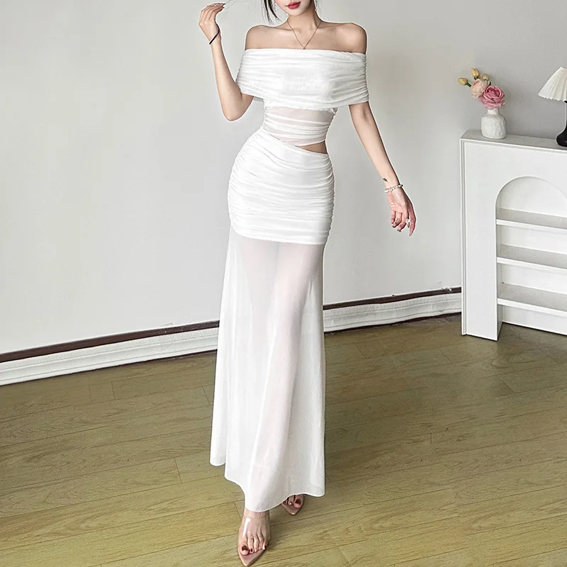 Novo produto primavera 2025: vestido feminino elegante com peito liso, gola de uma peça, dobras de emenda, cintura alta e envoltório de quadril