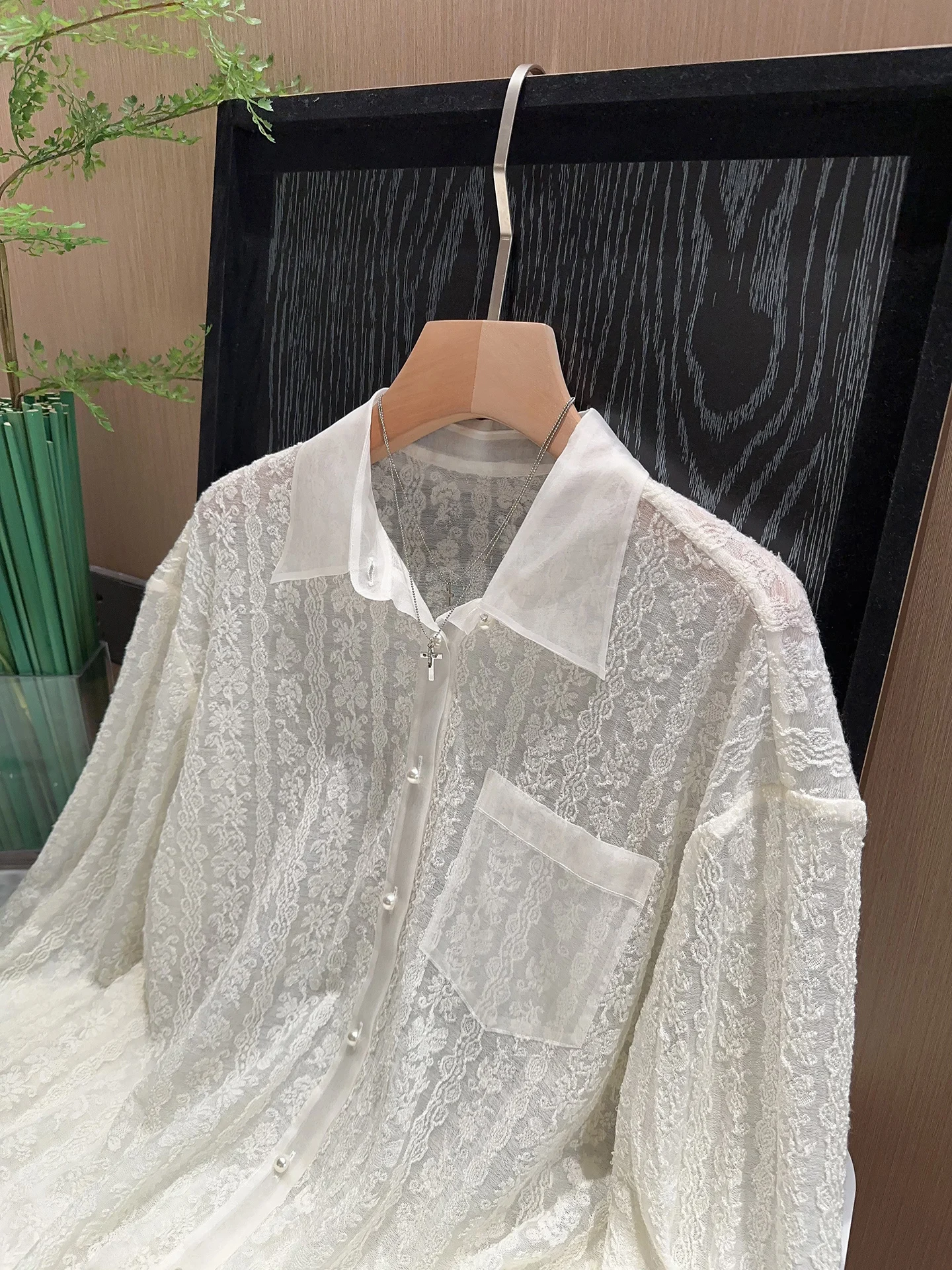 

Женская легкая шерстяная блузка с кружевными вставками и уникальным дизайном для ранней весны, производство Китай