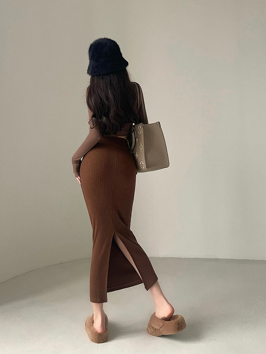 High Waist V-Neck Slim Fit  Color Knitted Half Skirt Young Girl Day Pants Waist Style Body Shaping Fashionable Spring Au...