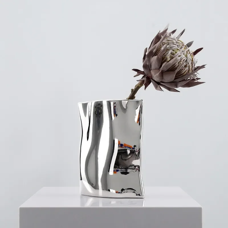 Light luxury electroplated ceramic vase high-end desktop ornament model room hotel vase high-end sense