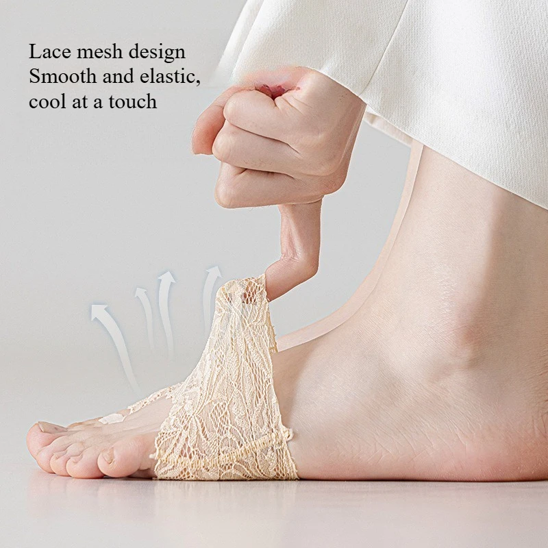 2Pcs Summer Sponge Foot Pads for High Heels Soft Foot Care Forefoot Pads Women Non-slip Toeless Invisible No Show Socks Insoles
