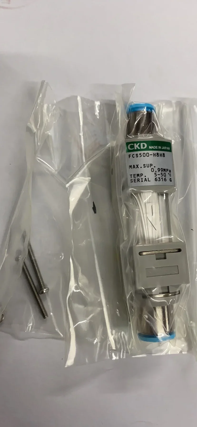 

Япония Вакуумный фильтр CKD FCS500-H8H8