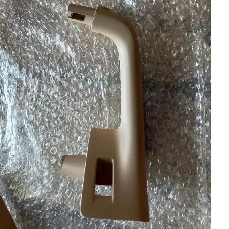 Suitable for old Sagitar Golf 5 car door interior handle from 06-12, interior armrest, door handle regulator switch frame