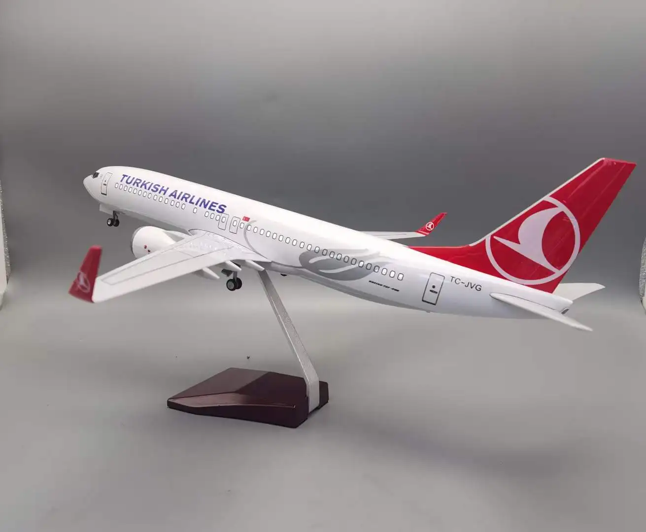 737-800 Turkish Airlines Aircraft Model 47cm Resin Miniature Plane W Light and Wheel Diecast Airplanes Display Collection Orname